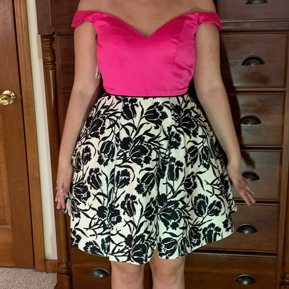 Super cute Sherri Hill cocktail worm once.